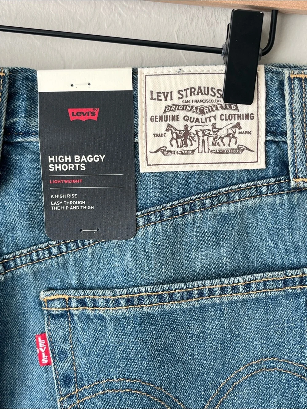 Levi’s high baggy jean shorts linen + denim light weight NEW 30